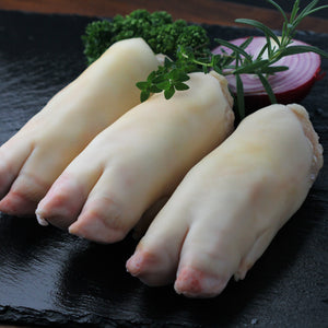 Pig trotters , pig feet |1100ｇ～1300ｇ| Whole Meat