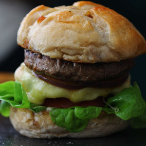 ビーフパティ 牛肉ハンバーグ 110g x6枚入り 生肉 下味付き ハンバーガー用 | The perfect patty for a juicy and tasty burger