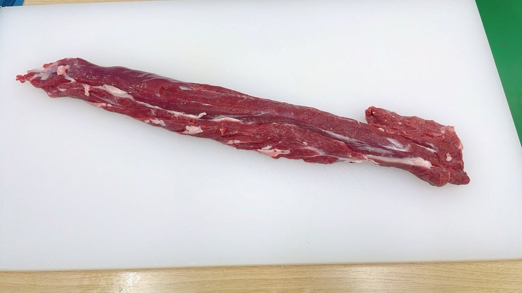 北海道厚岸町産 サフォーク種ホゲット｜羊肉ヒレブロッ
