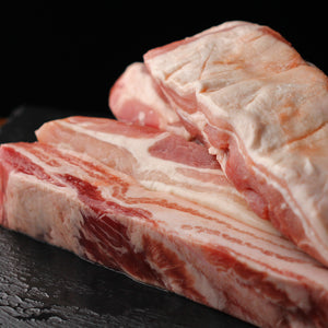 豚バラ肉ブロック（小さめカット済）　1500～1900g/パック