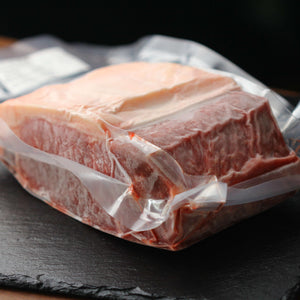 グラスフェッドビーフ サーロインブロック (約1kg) サーロイン ブロック肉 牛肉　ストリップロイン ステーキ用　グラスフェッドビーフ（牧草牛）牛肉 ブロック（約1kg）冷凍　Grass-fed Beef Sirloin Block (1kg) (WHOLE MEAT) Frozen